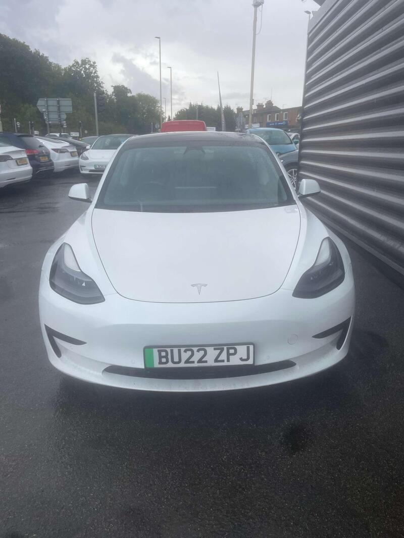 Tesla Model 3 view 6