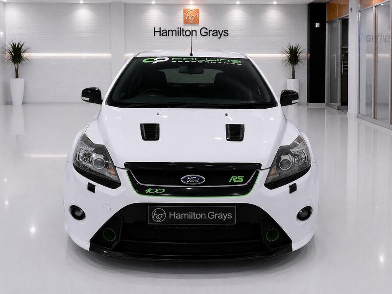 Ford Focus view 3