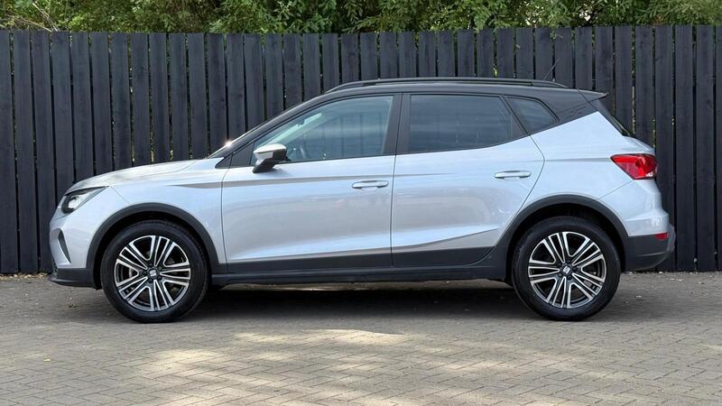SEAT Arona view 5