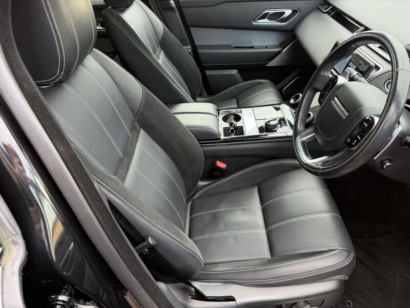 Land Rover Range Rover Velar view 6
