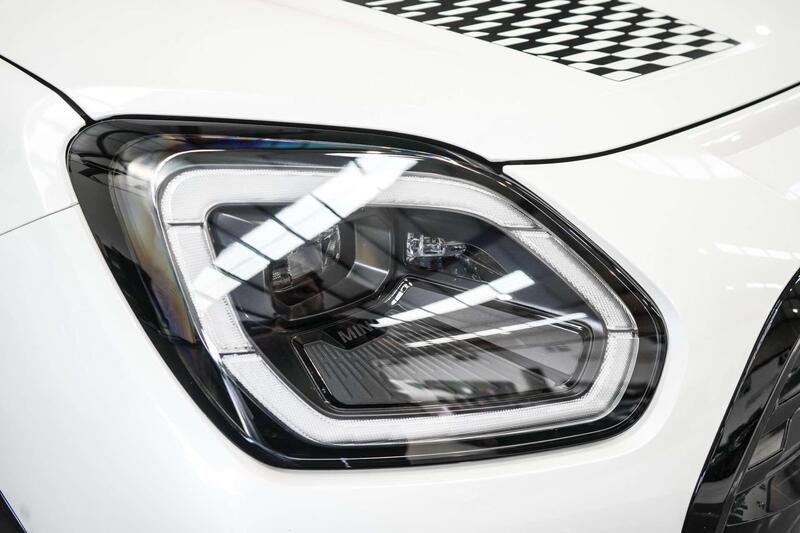 Mini Countryman view 6