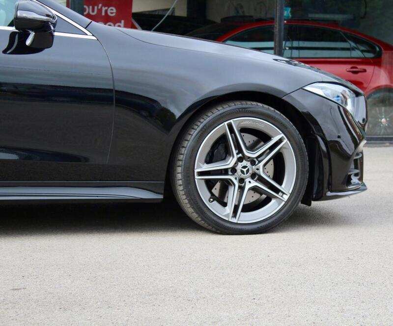 Mercedes-Benz CLS view 4