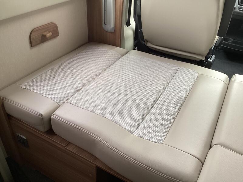 Auto-Trail Imala 736 G — image 16