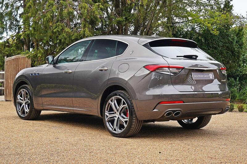 Maserati Levante view 4
