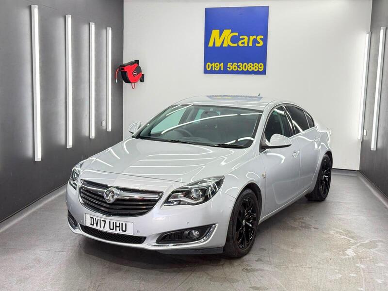 Vauxhall Insignia view 4