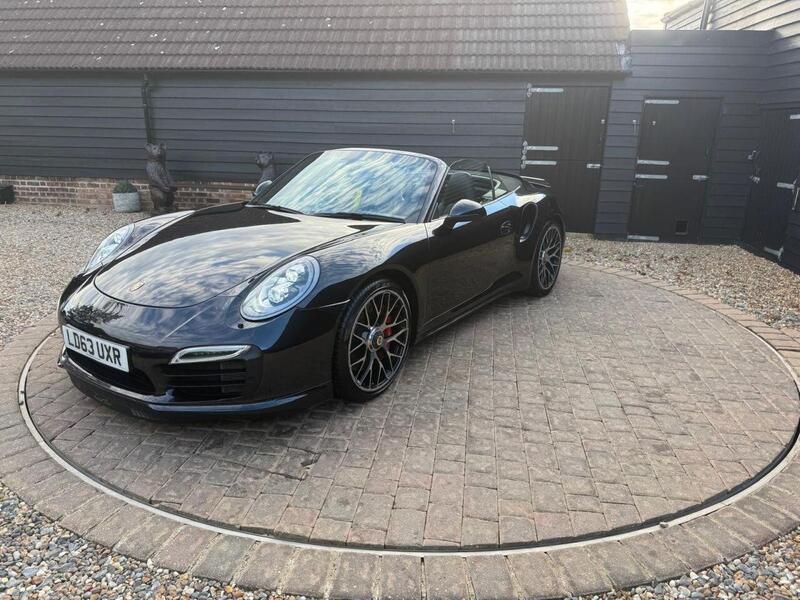 Porsche 911 view 2