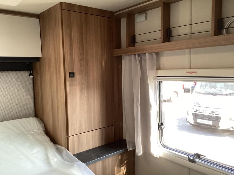 Auto-Trail Imala 730 — image 17