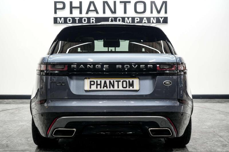 Land Rover Range Rover Velar view 4
