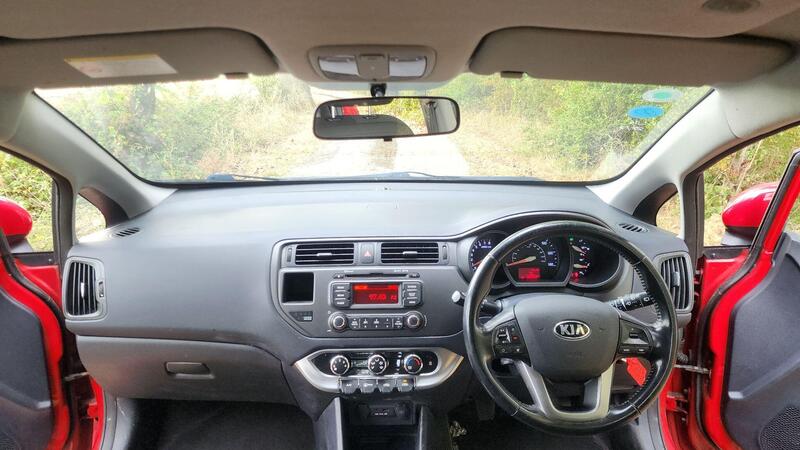 2013 Kia Rio — photo 23