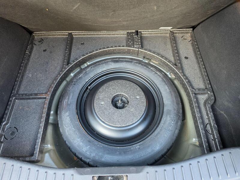Ford Focus 1.6 Titanium Navigator Powershift Euro 5 5dr thumbnail 47