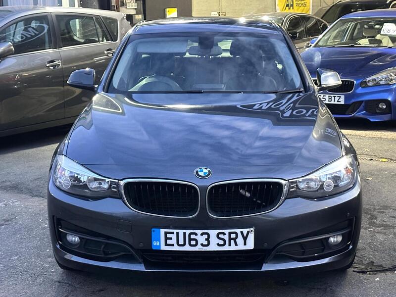 BMW 3 Series view 6