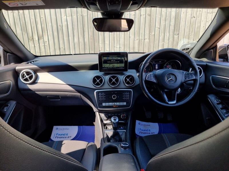 Mercedes-Benz Cla view 6