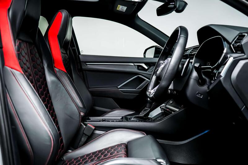 Audi RS Q3 view 6