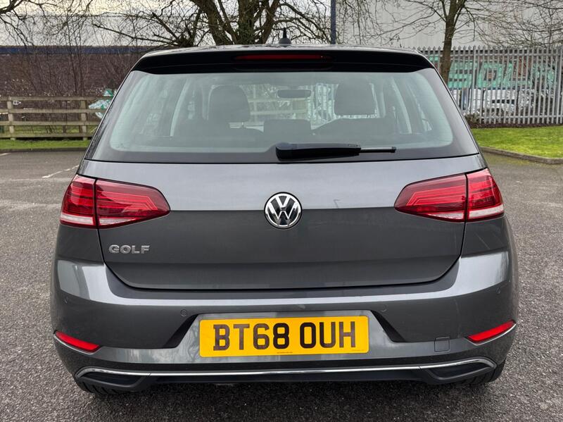 Volkswagen Golf view 7
