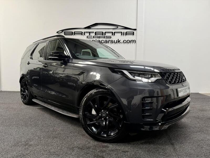 2022 Land Rover Discovery in Grey for sale