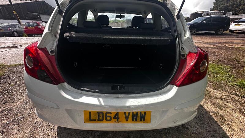 2015 Vauxhall Corsa — photo 14