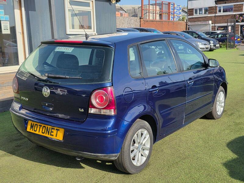 Volkswagen Polo view 7