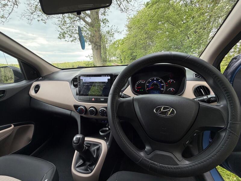 2015 Hyundai i10 — photo 11