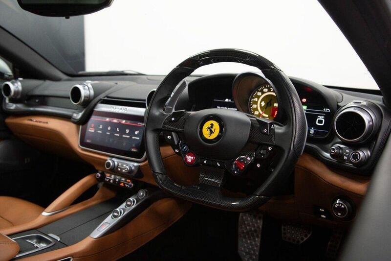 Ferrari Gtc4lusso view 3