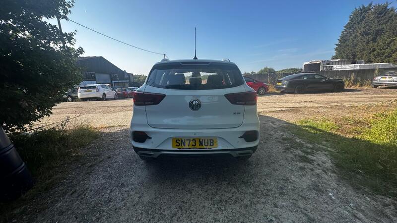 2024 MG MG ZS — photo 7