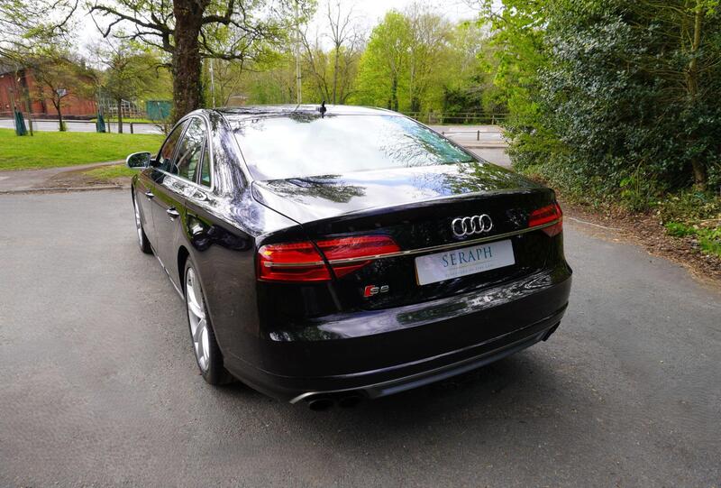 Audi Audi S8 view 3