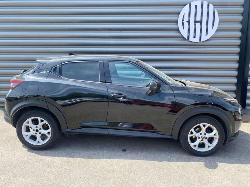 Nissan Juke view 2