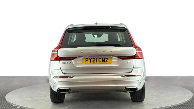 Volvo XC60 view 5