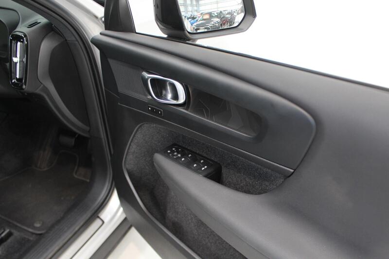 2023 Volvo XC40 in Silver — image 40 of 73
