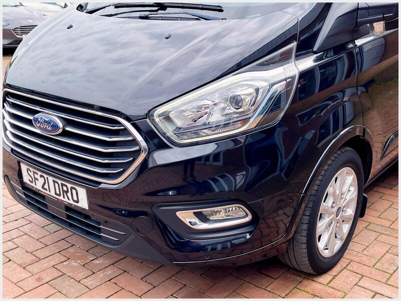 Ford Tourneo Custom view 43