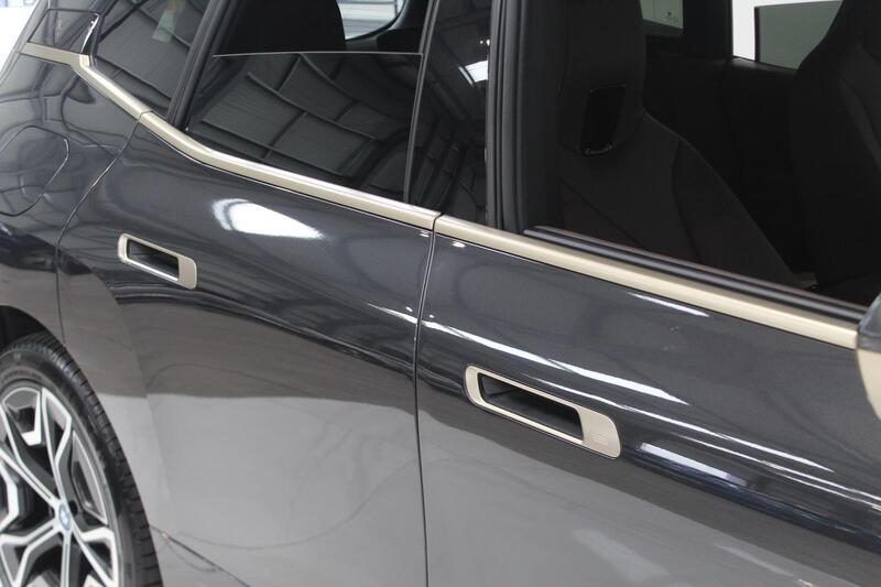 2022 BMW iX in Grey — image 63 of 90