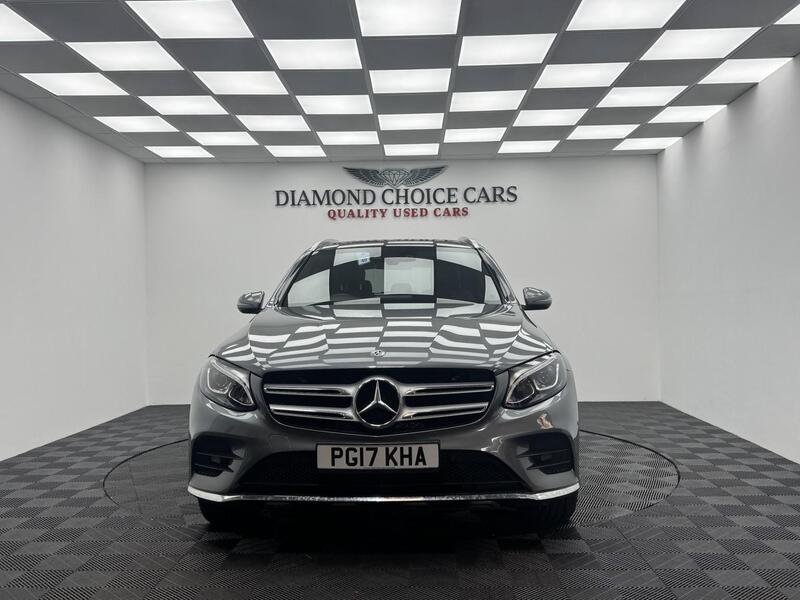 Mercedes-Benz GLC view 3