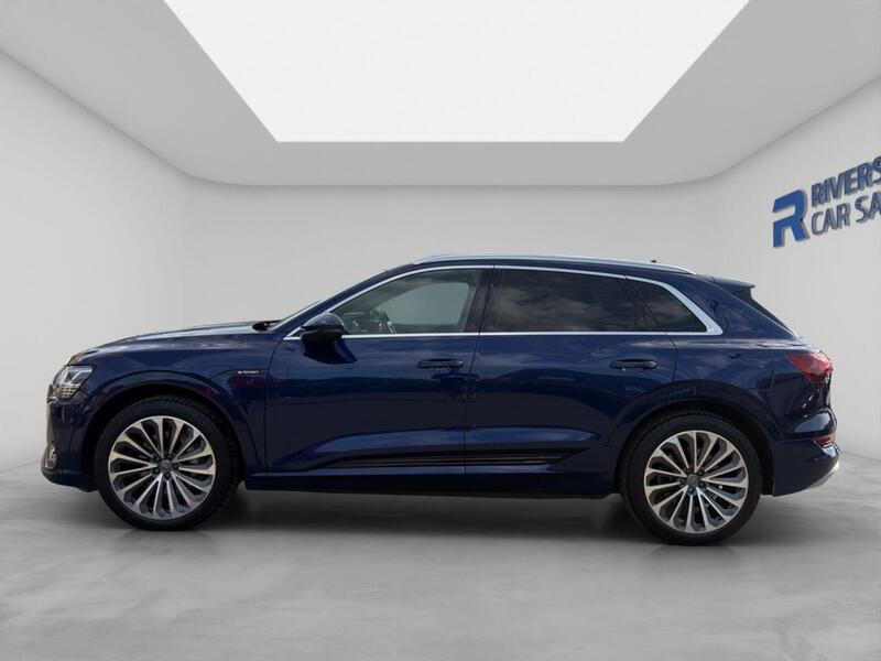 Audi E-Tron view 6