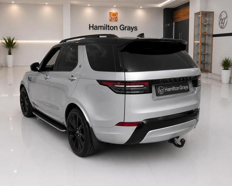 Land Rover Discovery 3 view 2