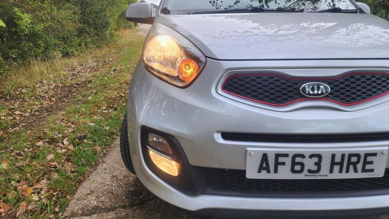 2013 Kia Picanto — photo 17