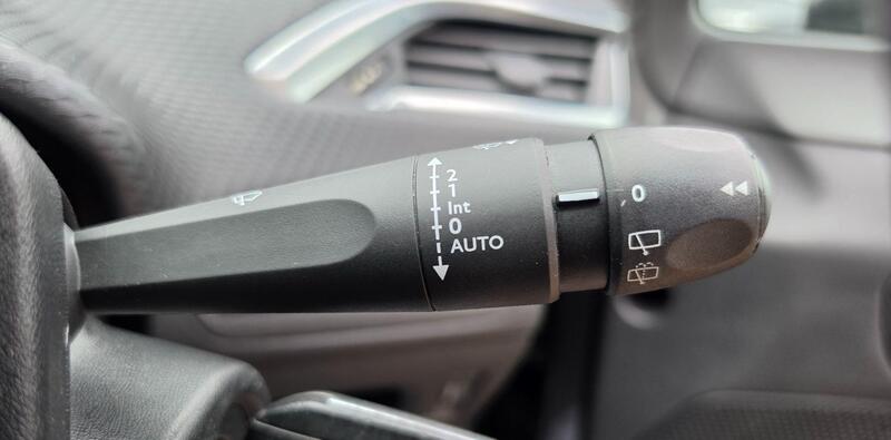 Peugeot 2008 1.2 PureTech GPF Allure Euro 6 (s/s) 5dr thumbnail 44