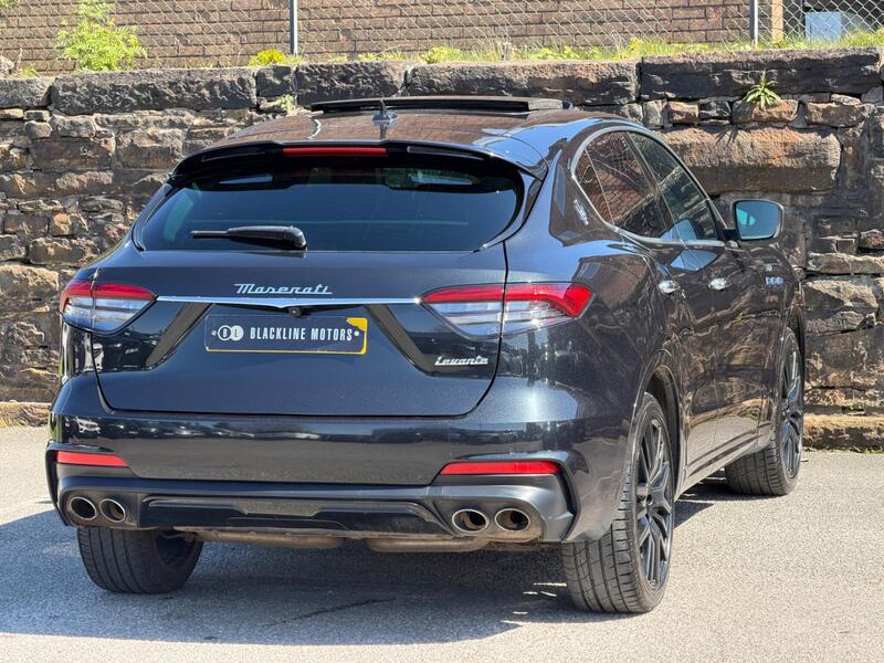 Maserati Levante view 7