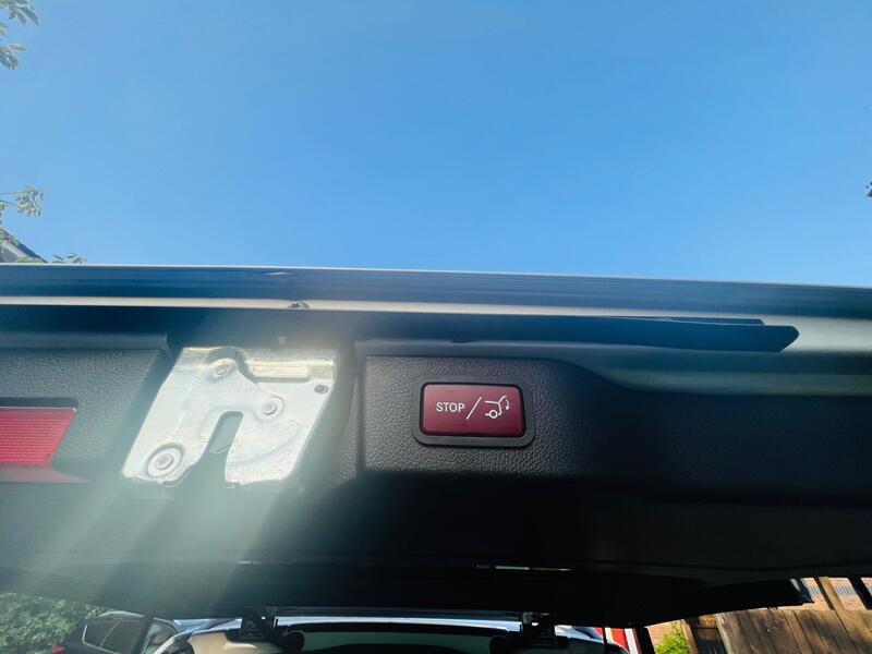 Mercedes-Benz V-Class view 19