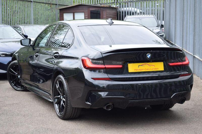 BMW 3 Series view 3