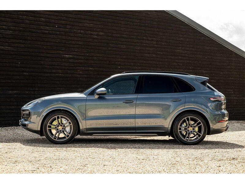 Porsche Cayenne view 7