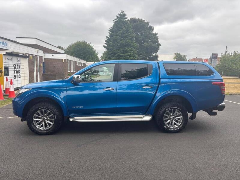 Mitsubishi L200 view 4