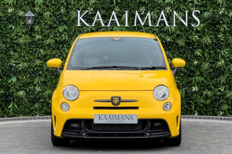 Abarth 695 view 2