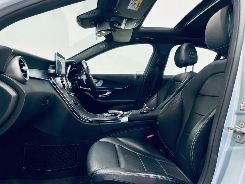 Mercedes-Benz C Class view 7