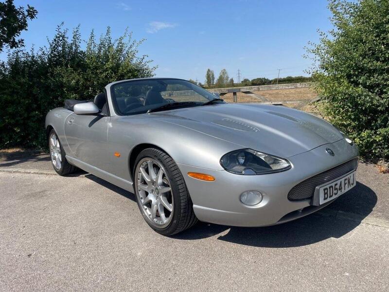 Jaguar XKR main image