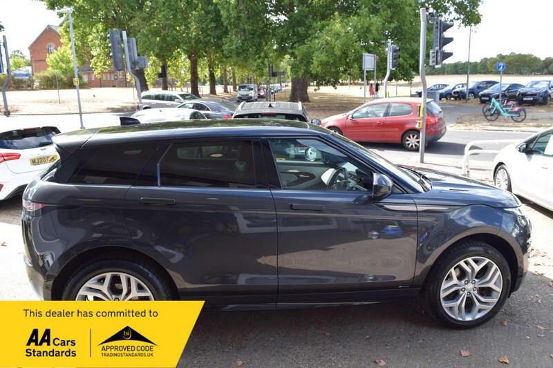 Land Rover Range Rover Evoque view 2