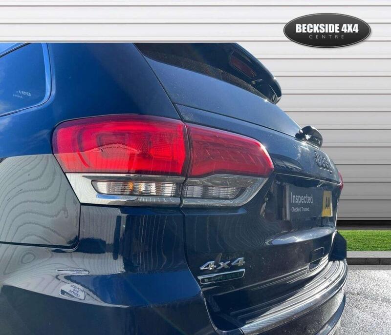 Jeep Grand Cherokee view 5