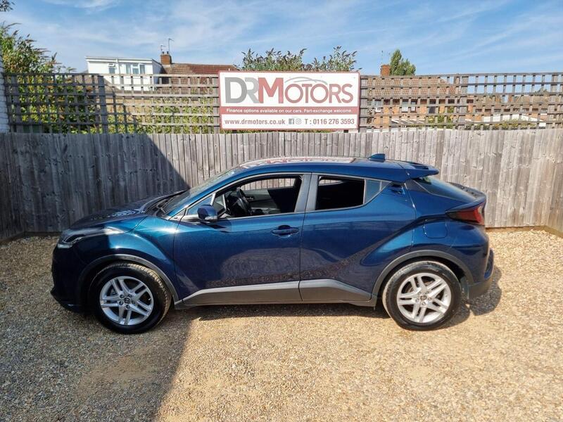 Toyota C-HR view 7