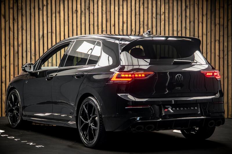 Volkswagen Golf view 3