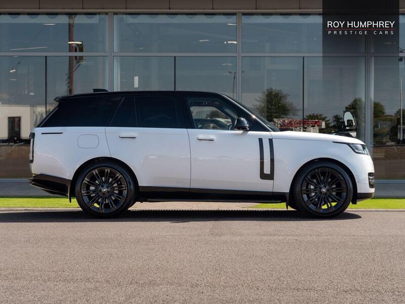 Land Rover Range Rover view 3