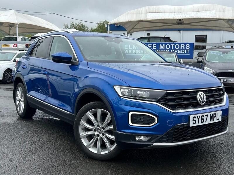 Volkswagen T-Roc view 5