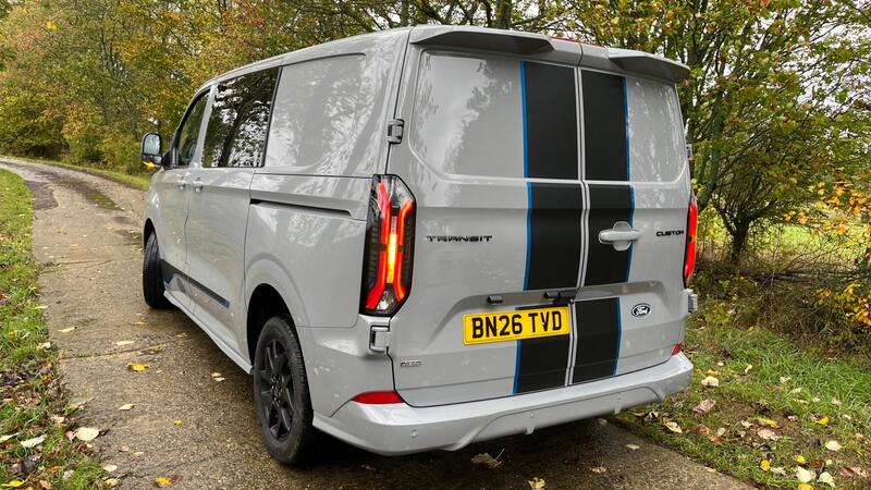 2026 Ford Transit Custom — photo 9